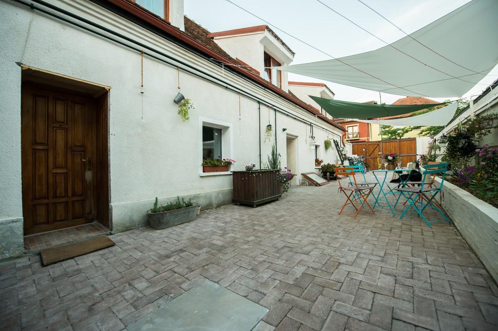 Bike House - 250-Year-Old Restored House In A Quiet Area Brașov Exterior foto